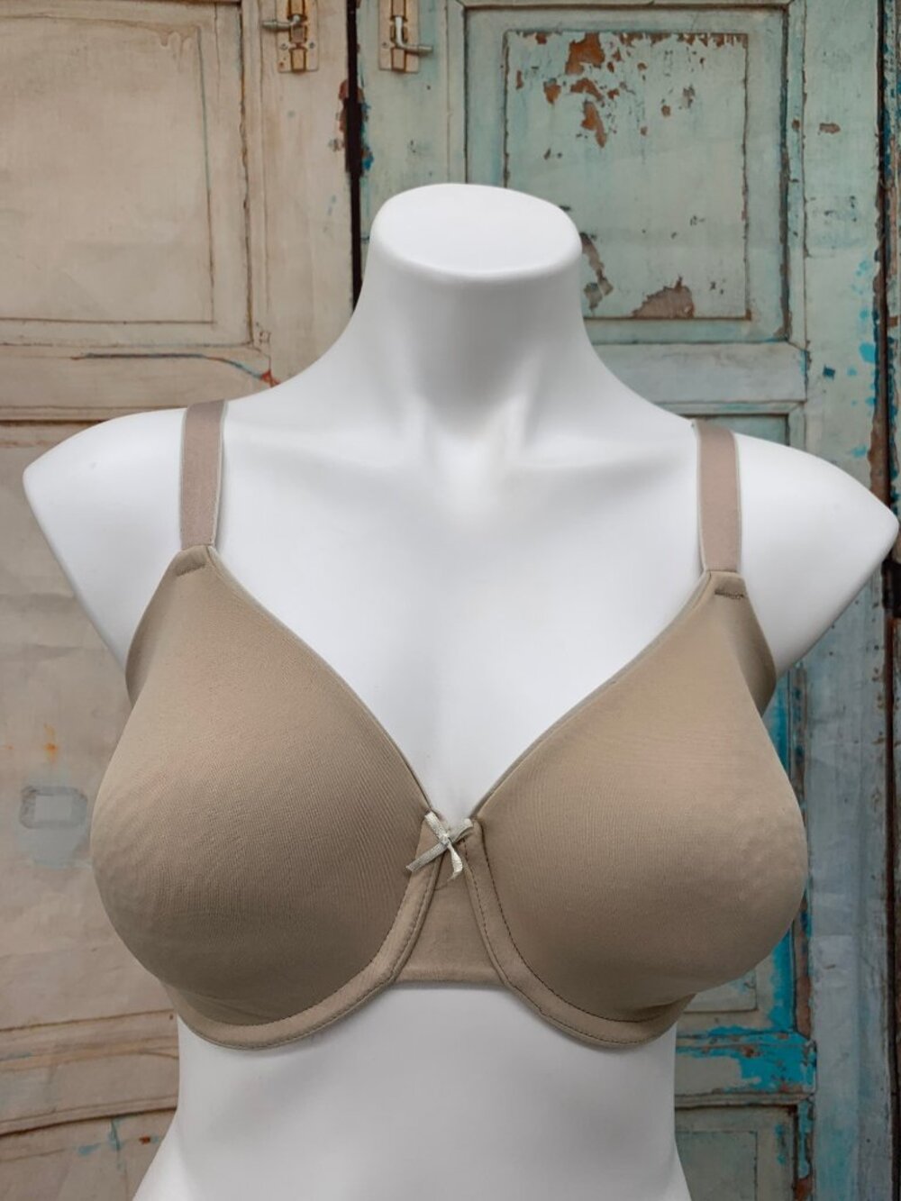 Bali Passion For Comfort Back Smoothing Light Lift T-Shirt Bra 34DD Beige Underw